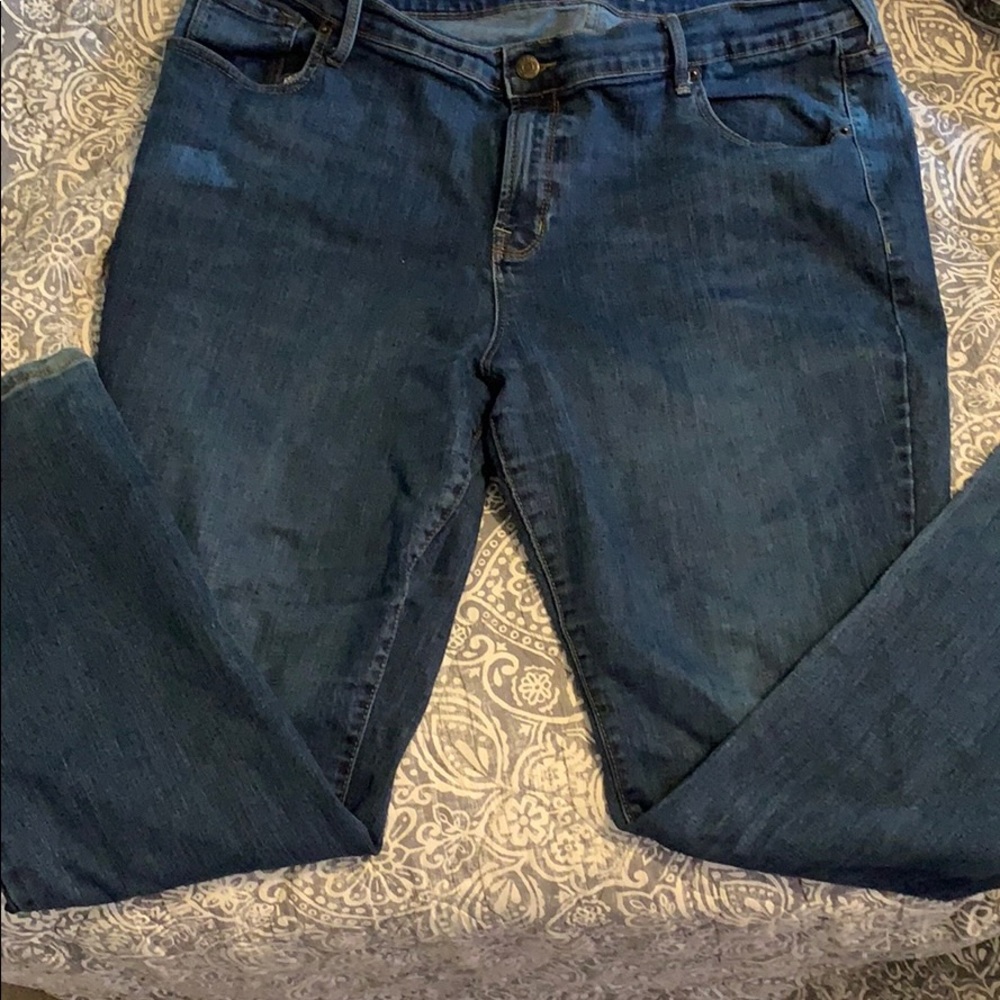 Old Navy Curvy Mid-Rise Jeans